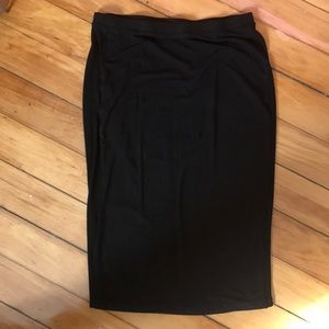 Black rayon stretch pencil skirt